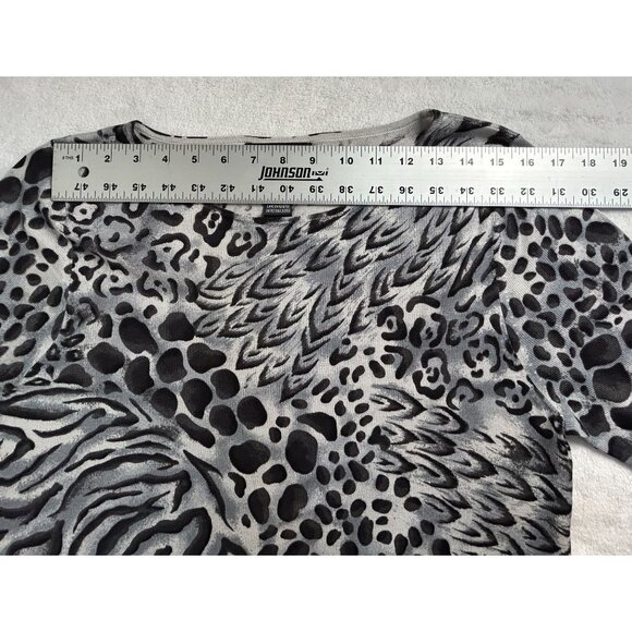 August Silk Women's Animal Print Knit Top Large Black Faux Fur Cuffs 100% Silk - Picture 6 of 8